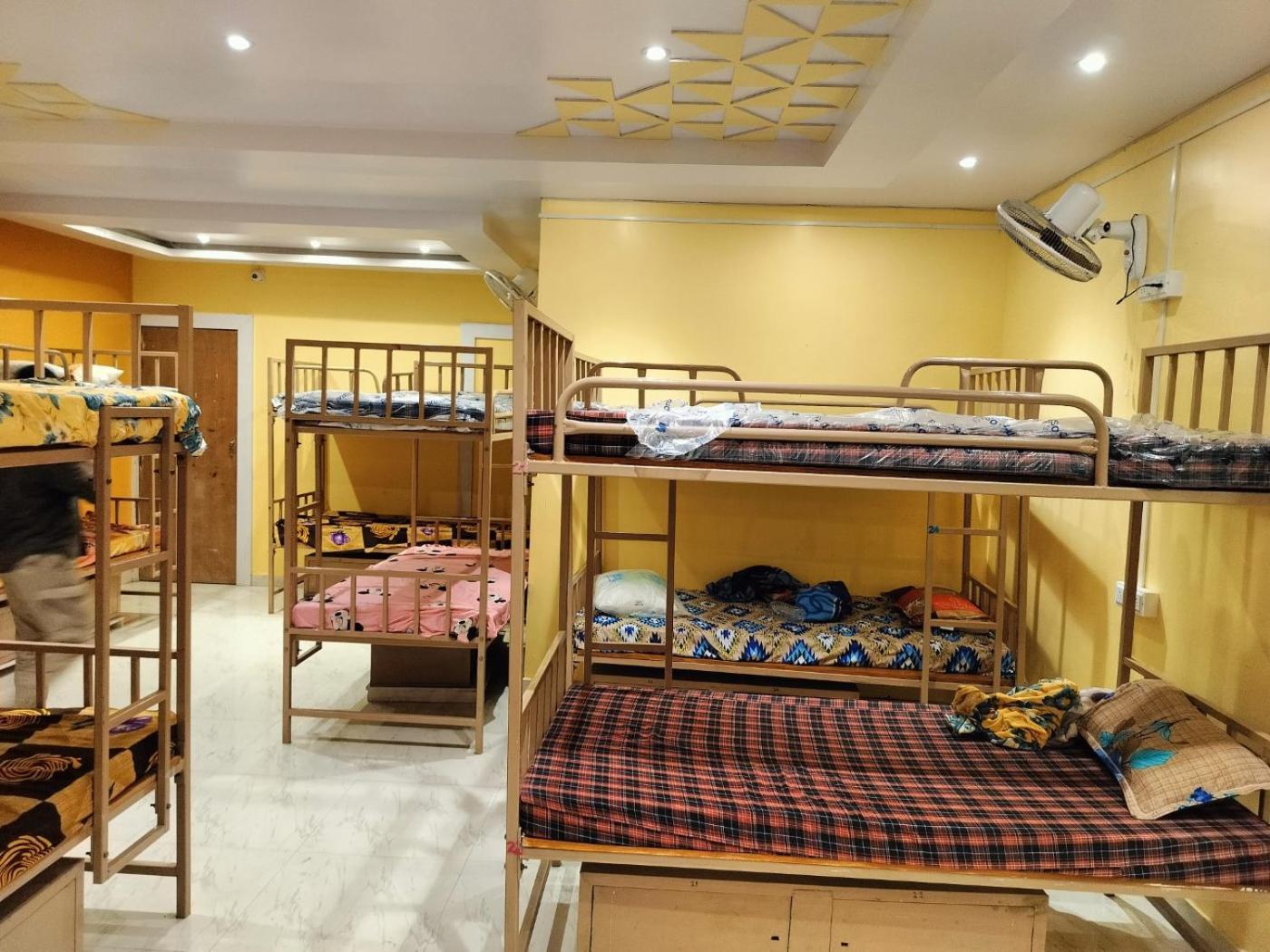 Sri Durga Jatri Nibasa Hostel Brahmapur Exterior photo