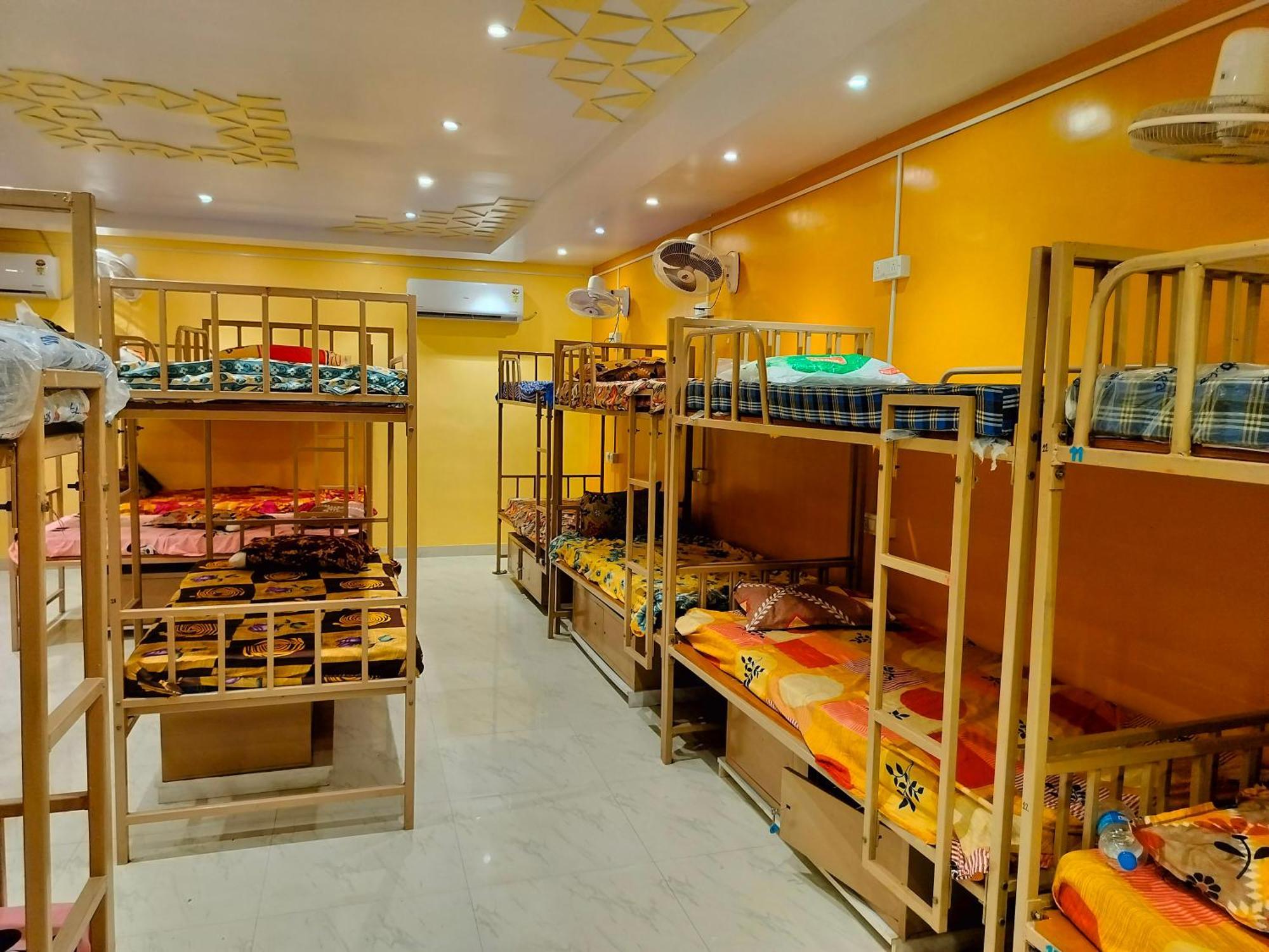 Sri Durga Jatri Nibasa Hostel Brahmapur Exterior photo